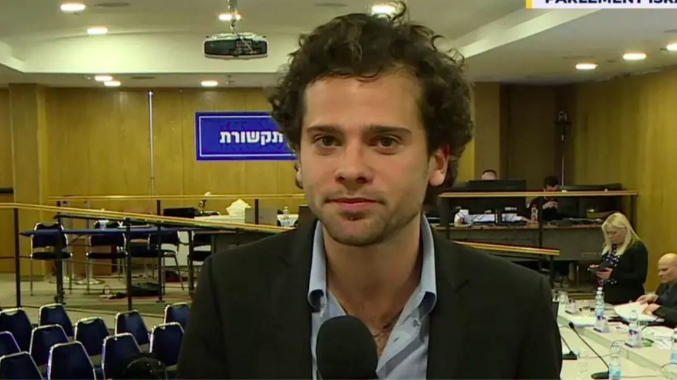 Lucas De Villepin Journaliste Fils De