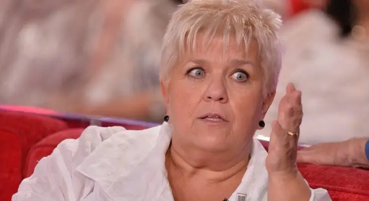 Mimi Mathy Taille